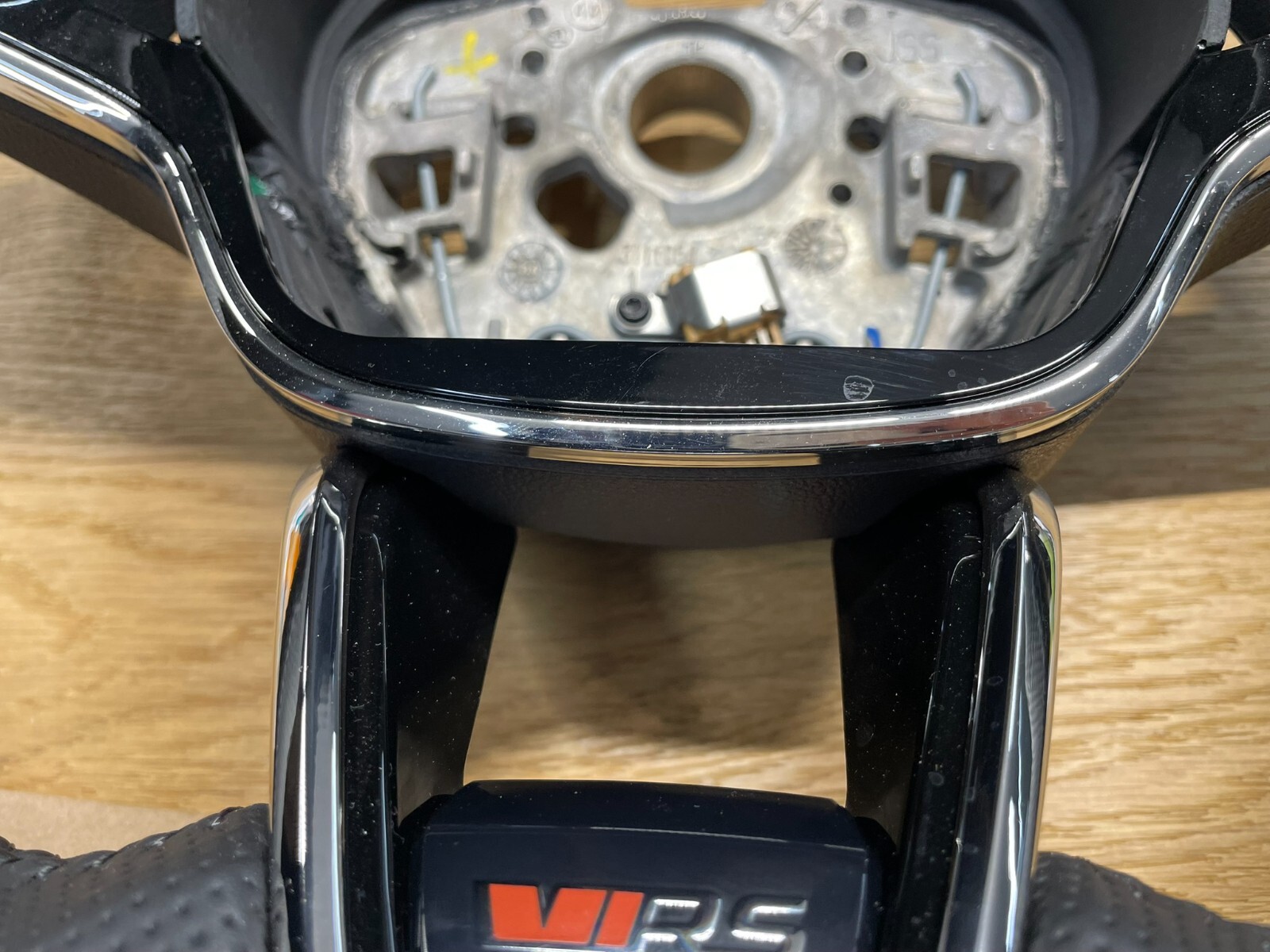 ŠKODA LENKRAD LEDER SPORT TIPTRONIC MIT RS LOGO COMPLET 5E3419093P + 6VA880201 - Obrázek 24