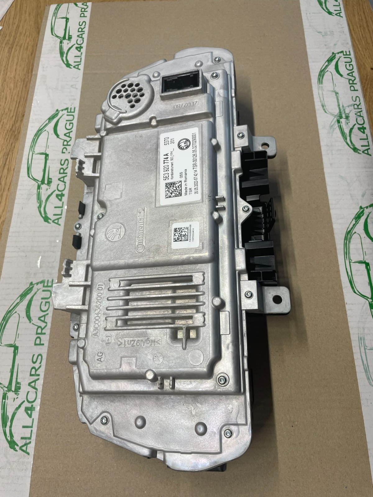 ŠKODA OCTAVIA 4 PHEV VIRTUAL COCKPIT KOMBIINSTRUMENT 5E3920774A ORIG. NEU 0 KM ! - Obrázek 17