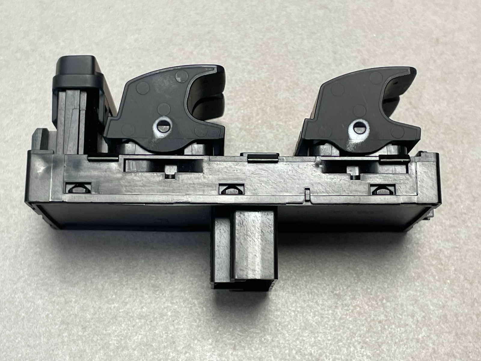 ŠKODA OCTAVIA III FENSTERHEBER SCHALTER ELEKTRISCH FAHRER 5E0959857 ORIG.ŠKODA - Obrázek 12