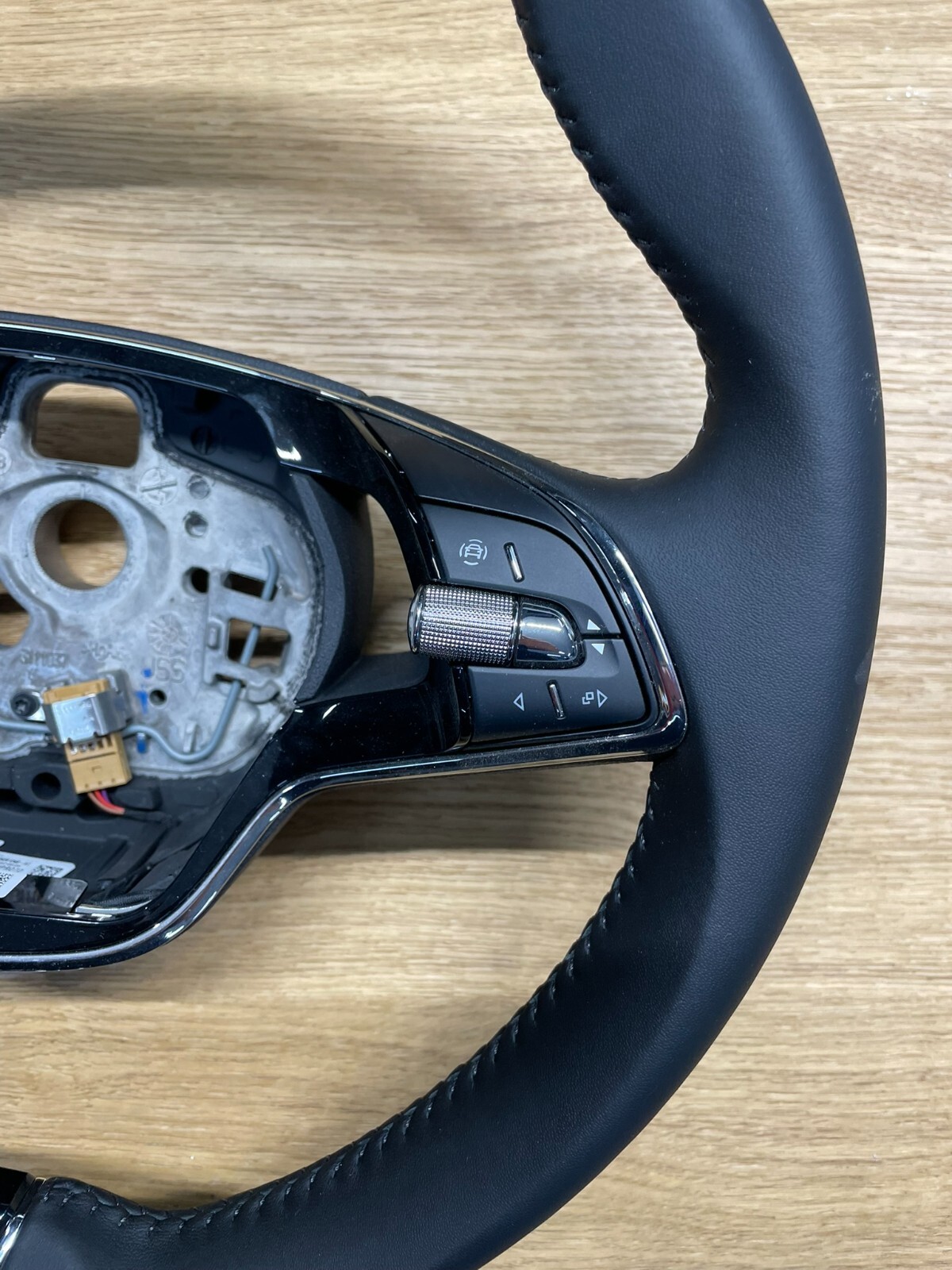 ŠKODA OCTAVIA SUPERB SCALA FABIA ...LENKRAD LEDER MULTIFUNKTIONS 5E3419093A NEU - Obrázek 6