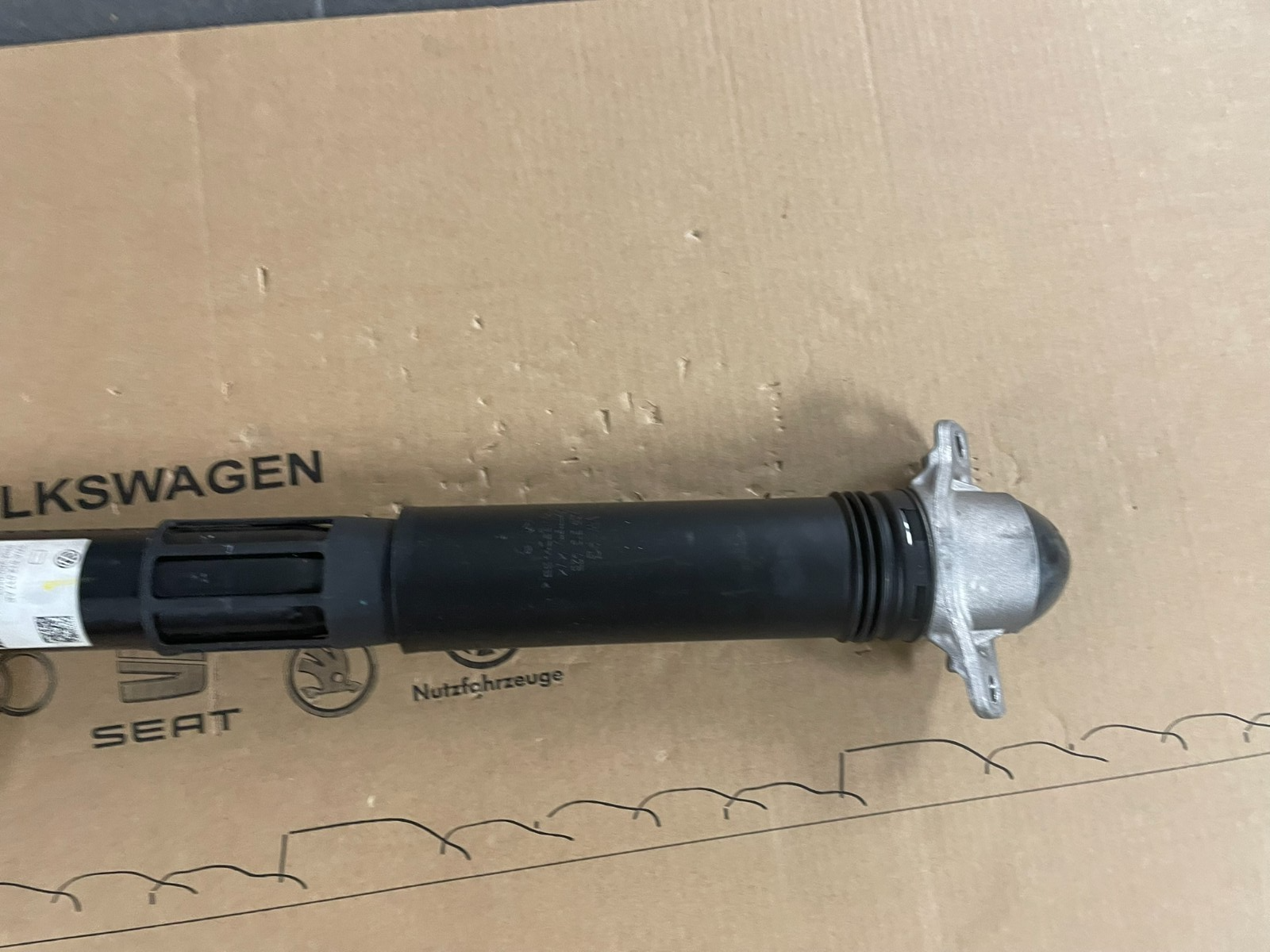 ŠKODA SUPERB STOßDÄMPFER ELEKTRISCH HINTEN 3WA512037AE ORIGINAL NEU!!! - Obrázek 19