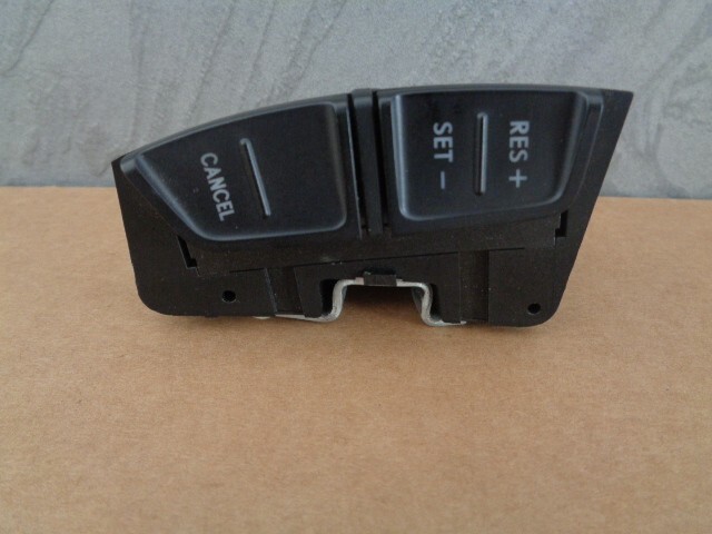 VOLKSWAGEN SEAT LENKRAD SCHALTER LINKS MIT STEUERGERÄT 1J0959537F Original Teil