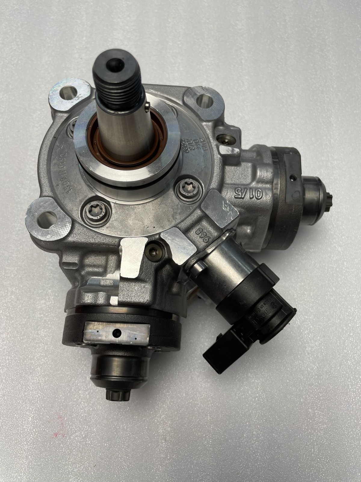 VW AMAROK 3.0 TDI V6 KRAFTSTOFF HOCHDRUCKPUMPE 059130755DF NEU ORIG. ZUSTAND B - Obrázek 9