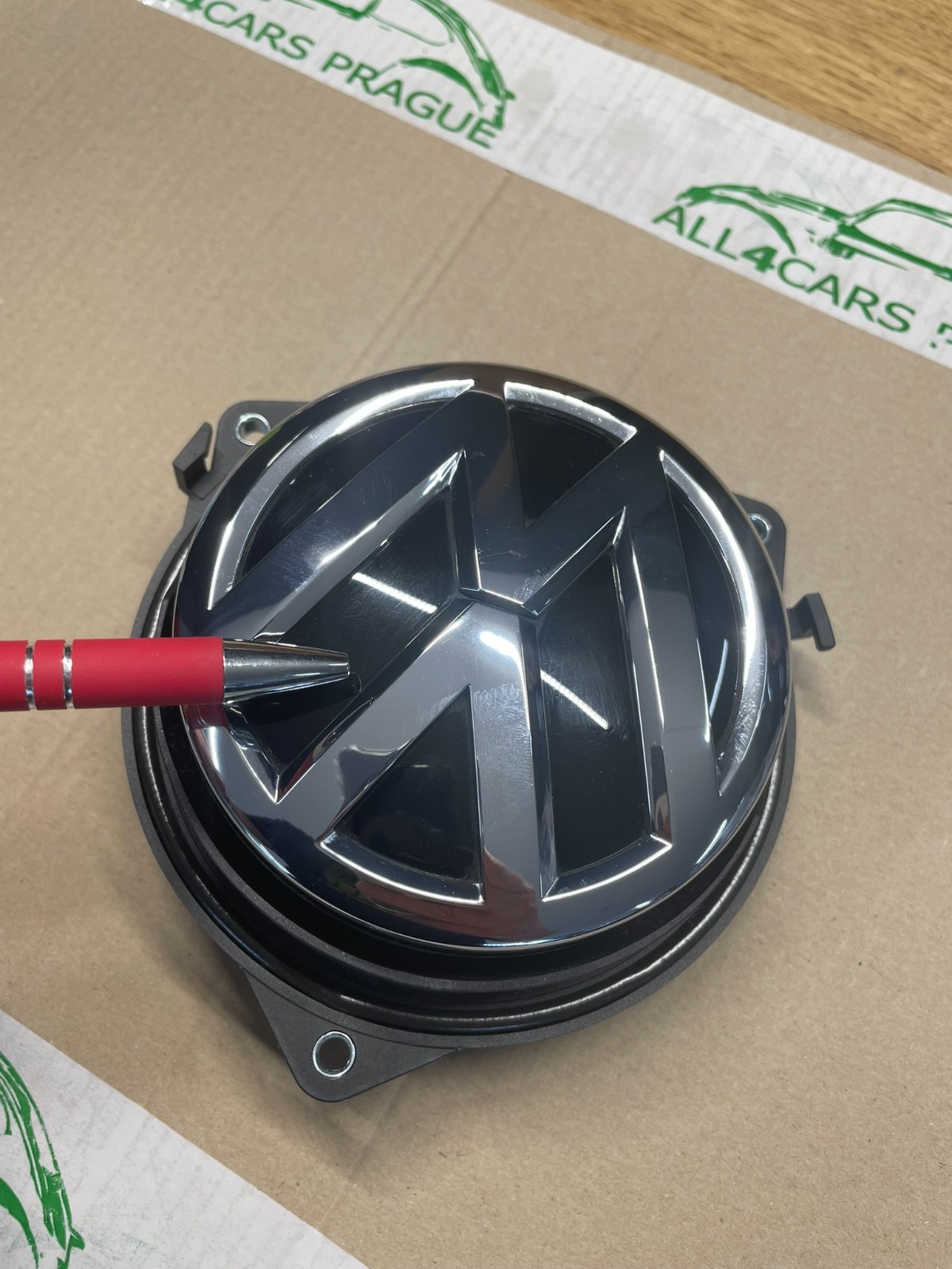 VW ARTEON GOLF SPORTSVAN PASSAT HECKKLAPPENÖFFNER LOGO 510827469 TEST CAR DEMONT - Obrázek 14