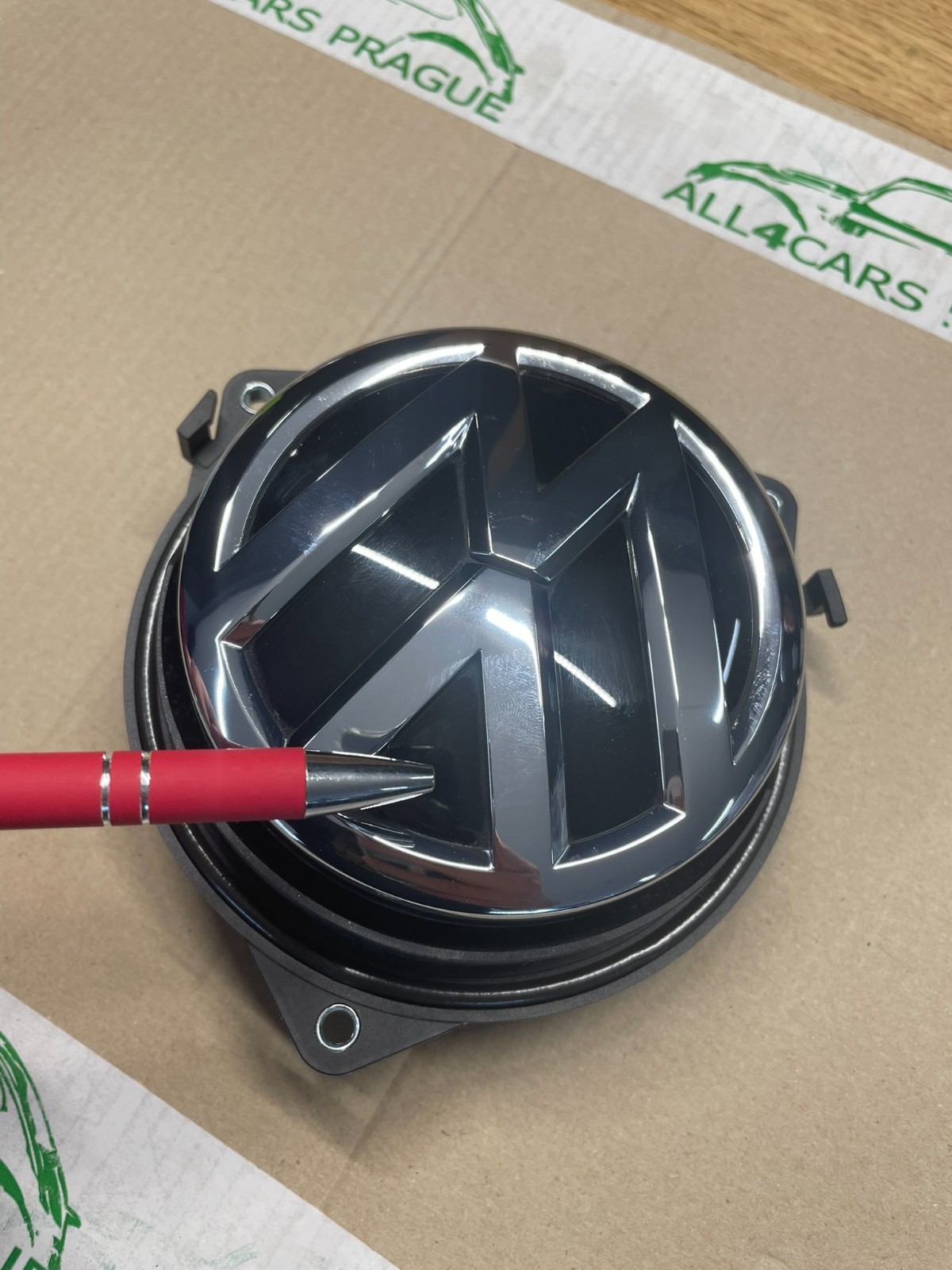 VW ARTEON GOLF SPORTSVAN PASSAT HECKKLAPPENÖFFNER LOGO 510827469 TEST CAR DEMONT - Obrázek 15