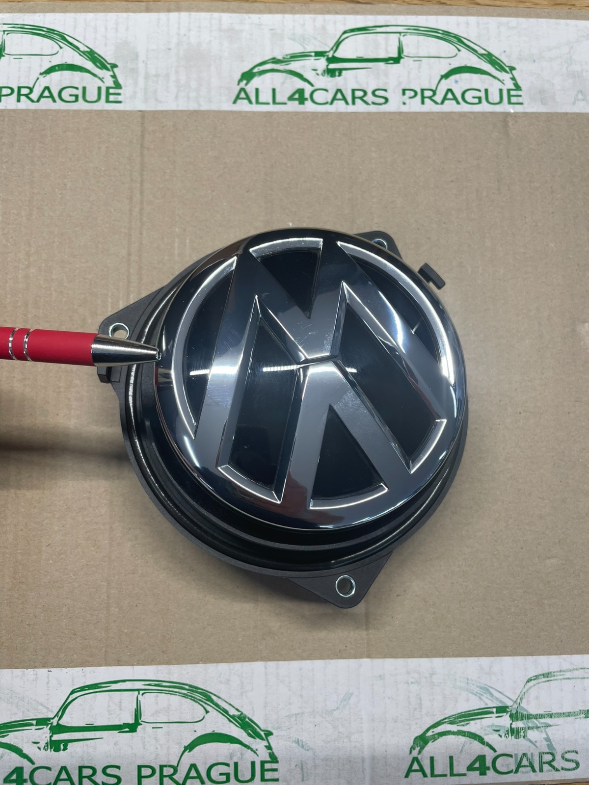 VW ARTEON GOLF SPORTSVAN PASSAT HECKKLAPPENÖFFNER LOGO 510827469 TEST CAR DEMONT - Obrázek 17