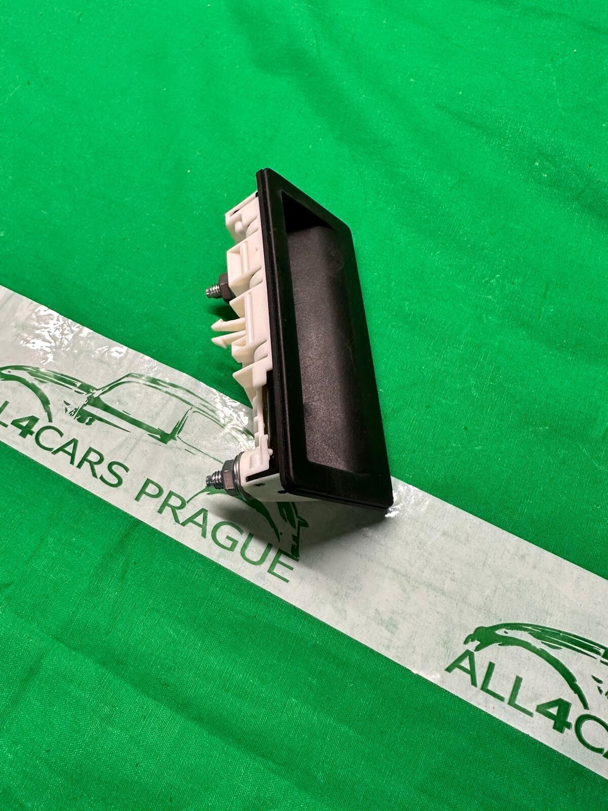 VW AUDI SEAT SKODA DRUCKTASTER KLAPPENSCHLOSS BETÄTIGUNG HECKKLAPPE ORIG.NEU!!! - Obrázek 14