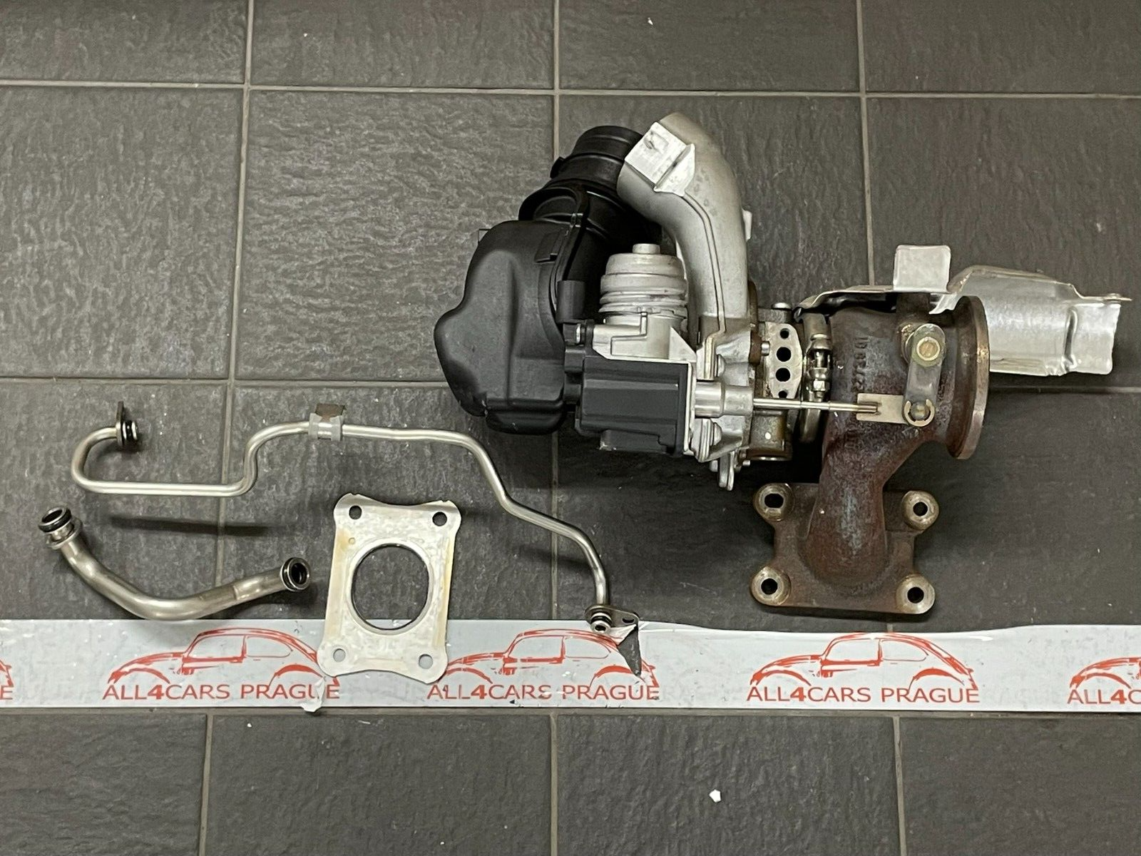 VW AUDI TURBO LADER 1.4 TSI ABGASTURBOLADER 04E145704P = 04E145721B TEST WAGEN