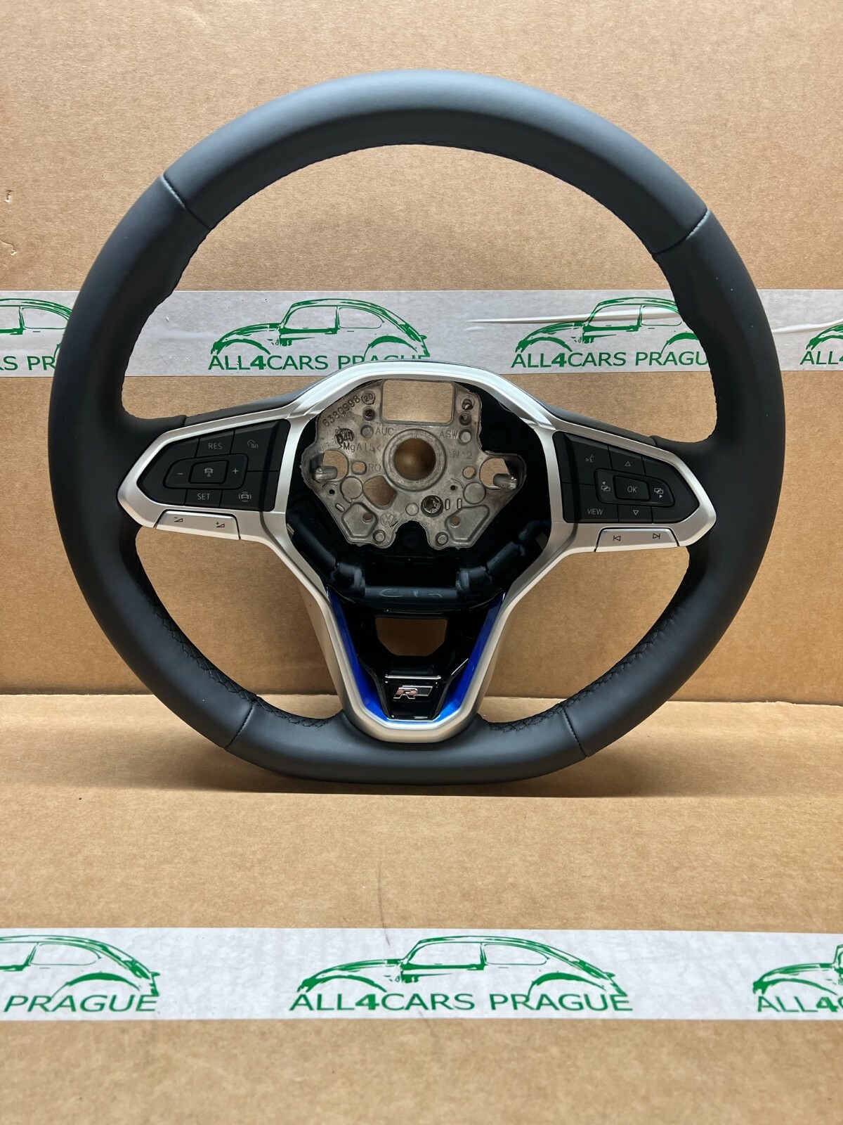 VW MULTIFUNKTION R LEDER LENKRAD 2GM419089AF NEU!!!!