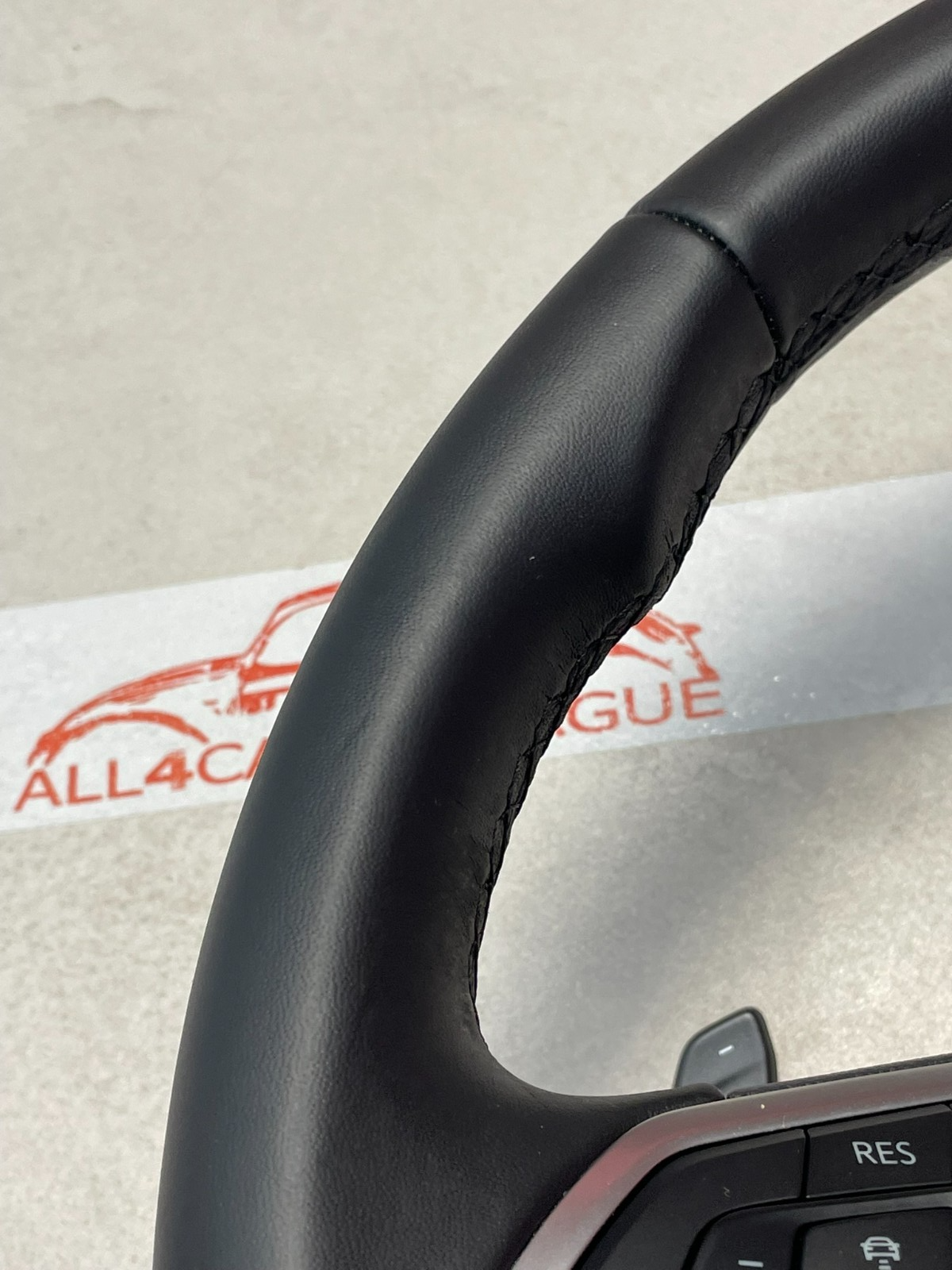 VW PASSAT LENKRAD SPORT LEDER BEHEIZT ABGEFLACHT R PADELS 5H0419089QG FAST NEU - Obrázek 14