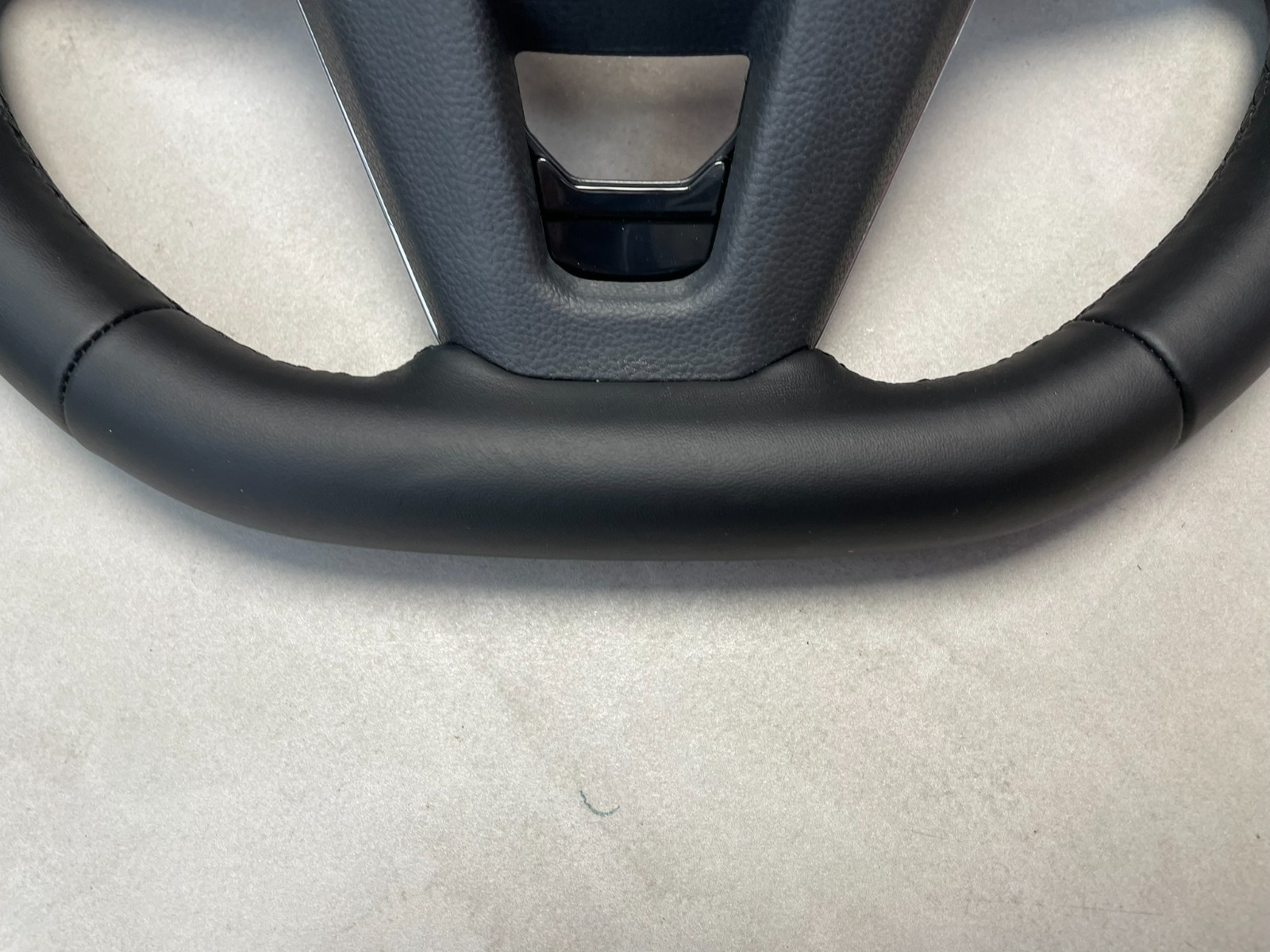 VW PASSAT LENKRAD SPORT LEDER BEHEIZT ABGEFLACHT R PADELS 5H0419089QG FAST NEU - Obrázek 20