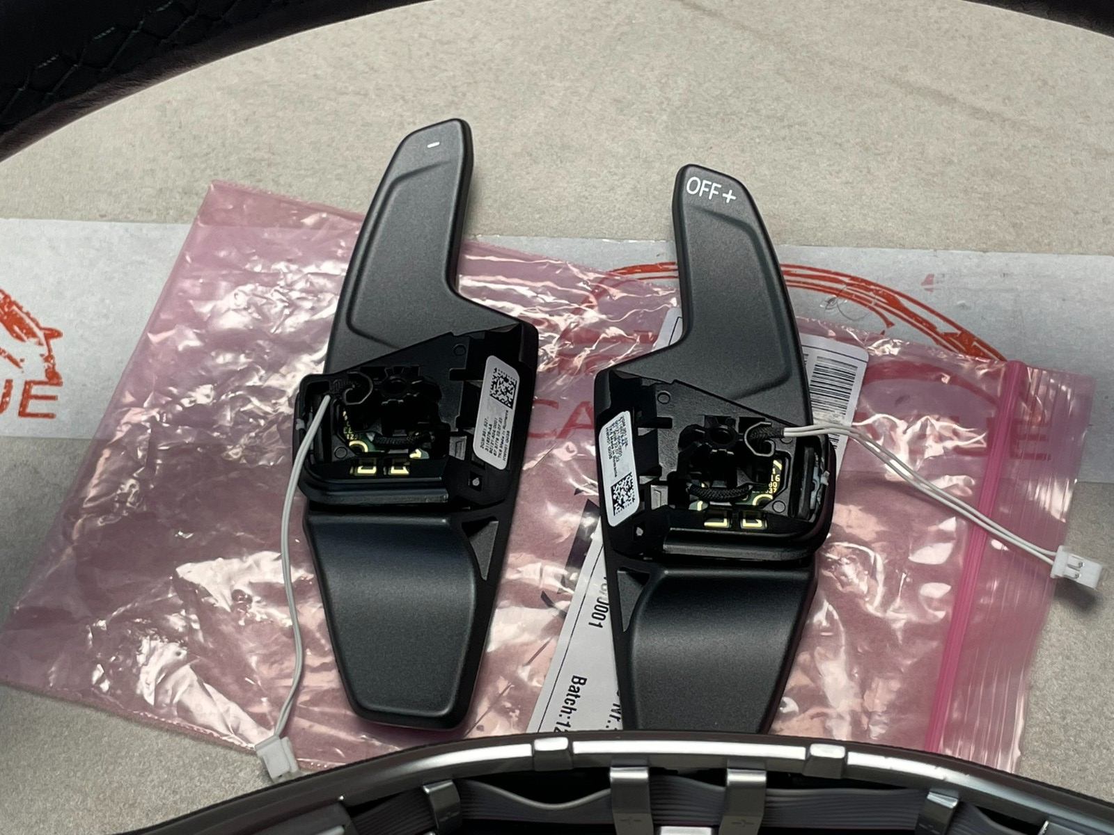 VW PASSAT LENKRAD SPORT LEDER BEHEIZT ABGEFLACHT R PADELS 5H0419089QG FAST NEU - Obrázek 24