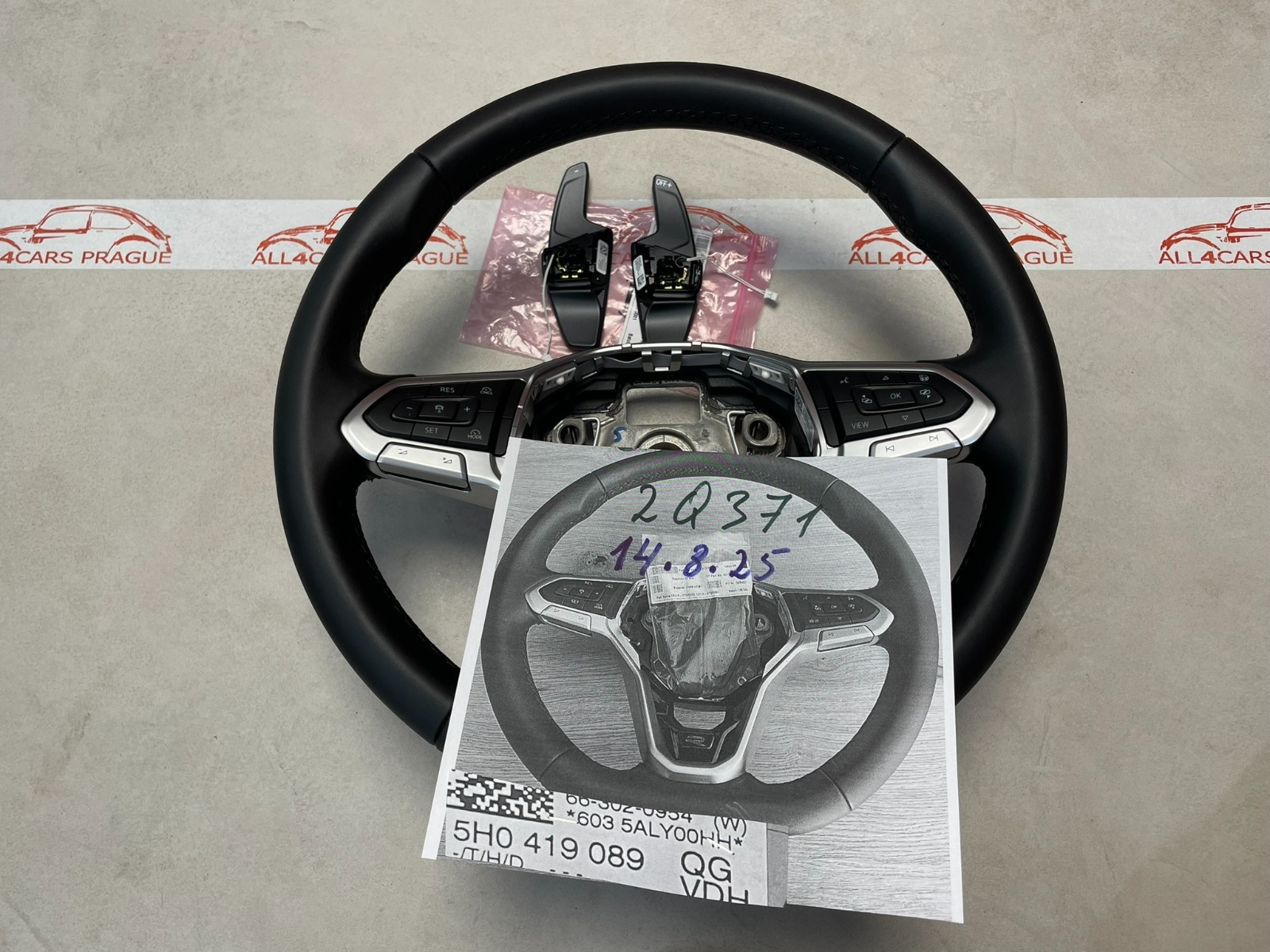 VW PASSAT LENKRAD SPORT LEDER BEHEIZT ABGEFLACHT R PADELS 5H0419089QG FAST NEU - Obrázek 25