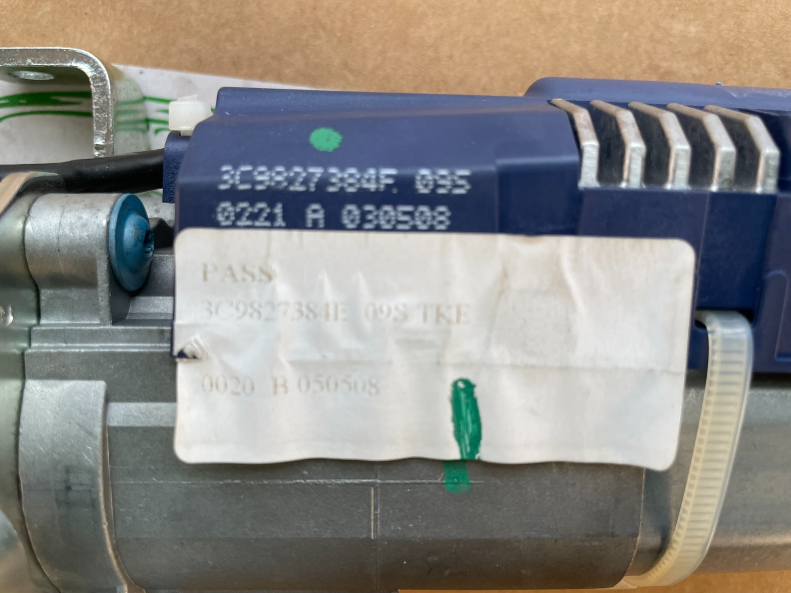 VW PASSAT VARIANT HECKKLAPPE ANTRIEB ANTRIEBSMOTOR 3C9827384E DEM VOM TEST CAR - Obrázek 10