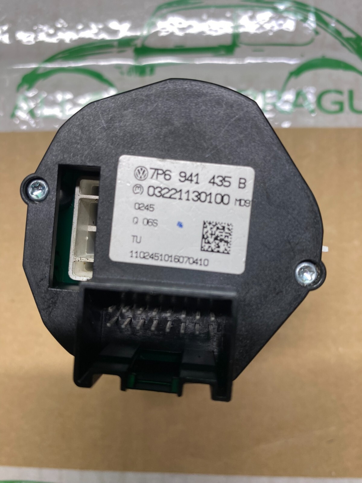 VW TOUAREG 7P SCHALTER ON/OFF ROAD SCHALTER F.DIFFERENZIALSPERRE 7P6941435B ORIG - Obrázek 3