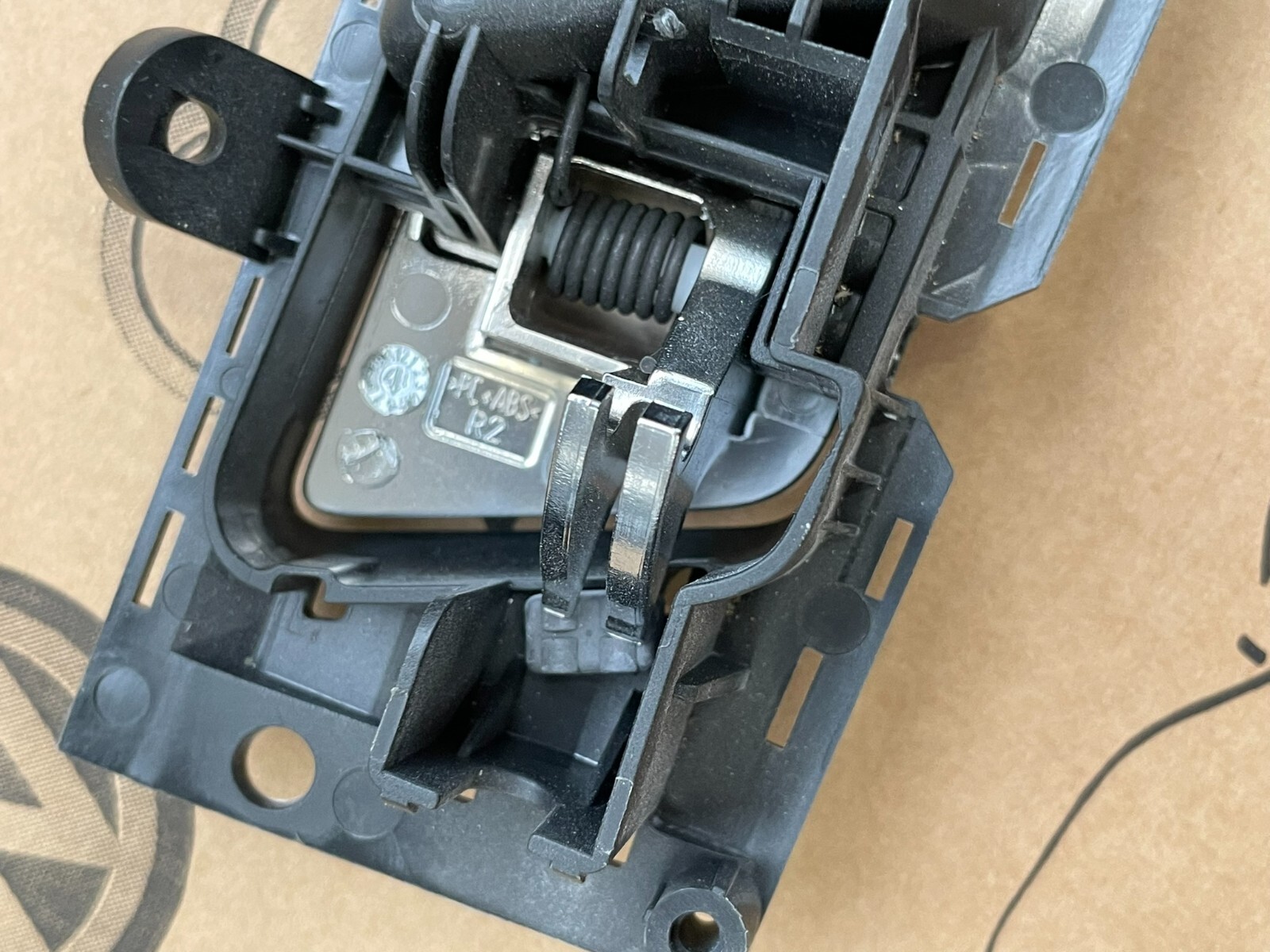 VW TOUAREG 7P TÜRGRIFF ZIERLEISTE DEKOR VORN R MIT DYNAUDIO ABDECKUNG 7P6837114 - Obrázek 18