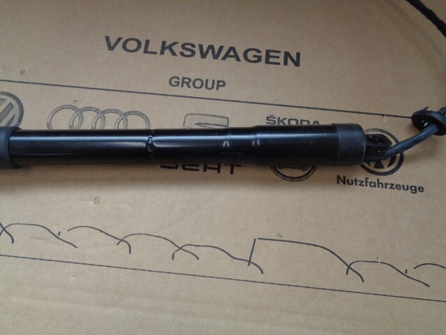 VW TOUAREG ANTRIEBSEINHEIT FUR HECKKLAPPE ELEKTRISCH 7P6827851F ORIGINÁL VW TEIL - Obrázek 13