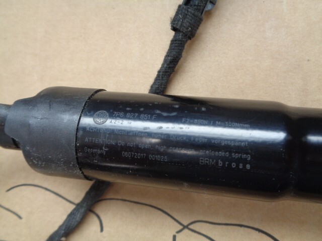 VW TOUAREG ANTRIEBSEINHEIT FUR HECKKLAPPE ELEKTRISCH 7P6827851F ORIGINÁL VW TEIL - Obrázek 15