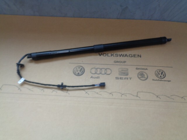 VW TOUAREG ANTRIEBSEINHEIT FUR HECKKLAPPE ELEKTRISCH 7P6827851F ORIGINÁL VW TEIL - Obrázek 9