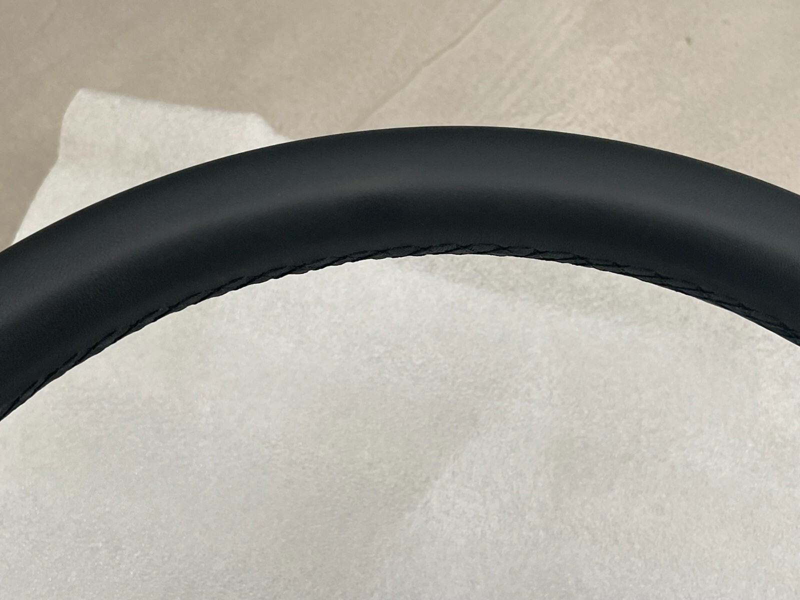 VW TOUAREG III CR7 SPORT LEDER LENKRAD R 760419089P - NUR 1971 KM STAND ORIG VW - Obrázek 12