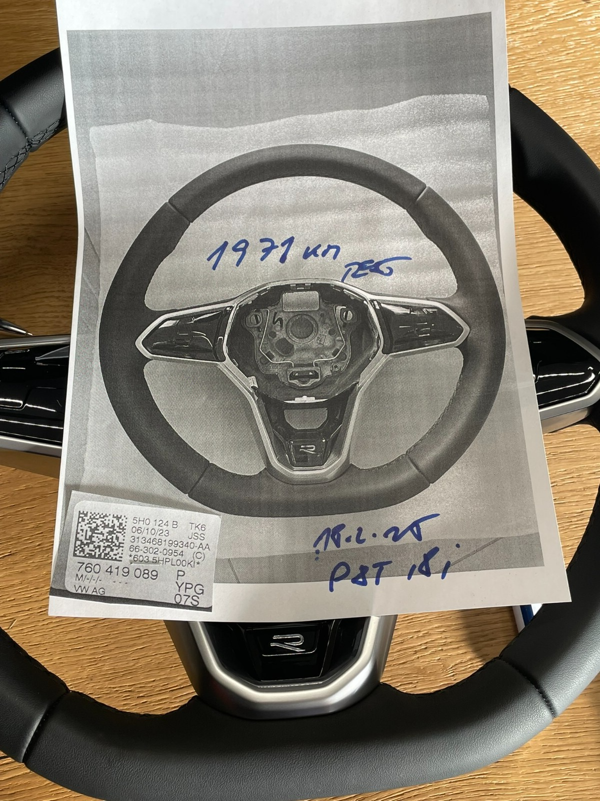 VW TOUAREG III CR7 SPORT LEDER LENKRAD R 760419089P - NUR 1971 KM STAND ORIG VW - Obrázek 25