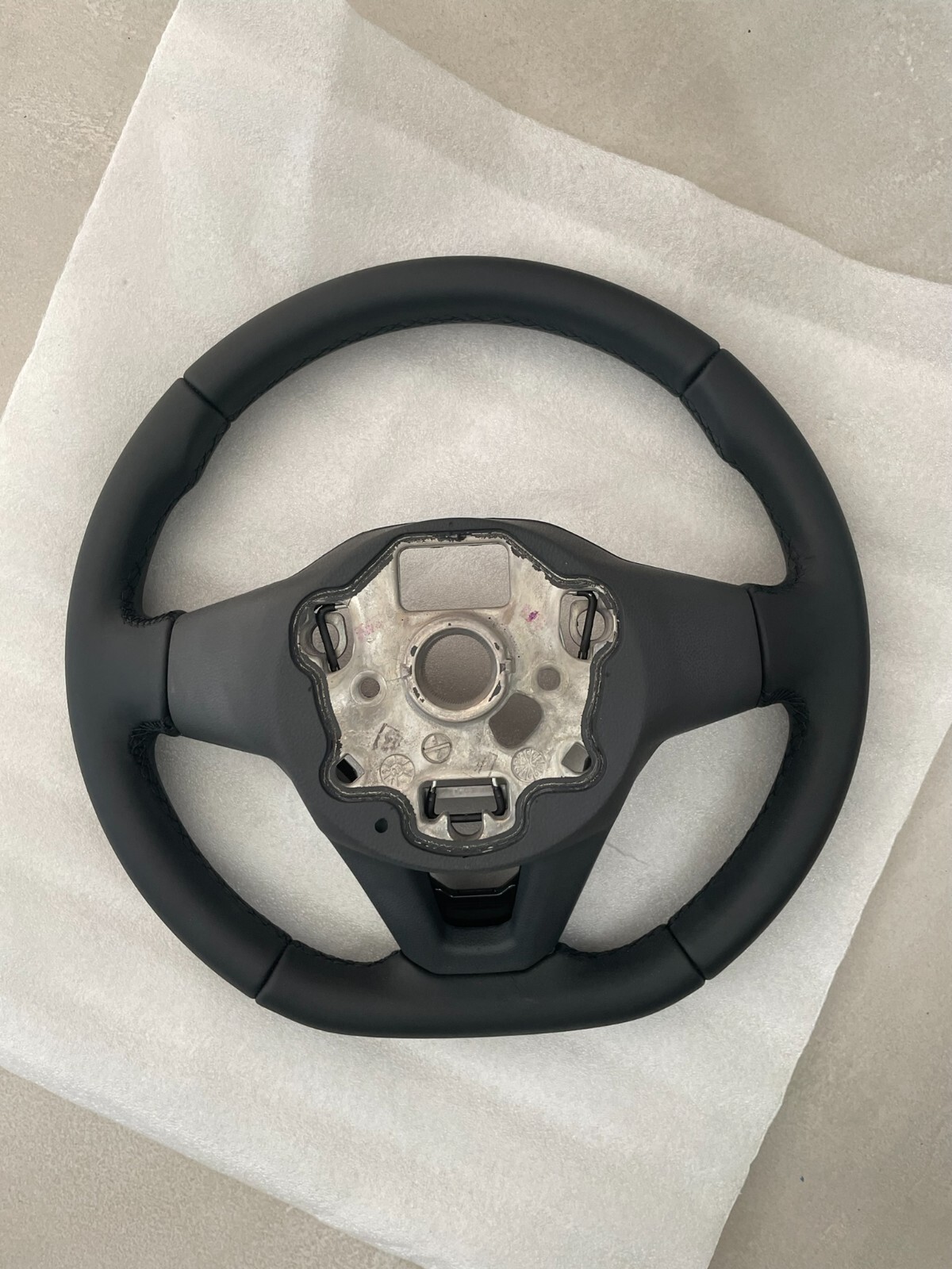 VW TOUAREG III CR7 SPORT LEDER LENKRAD R 760419089P - NUR 1971 KM STAND ORIG VW - Obrázek 7