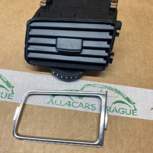 VW TOUAREG LUFT AUSSTRÖMER HEIZUNGSDÜSE LINKS MITTE VORN 7P1819727B TEST WAGEN