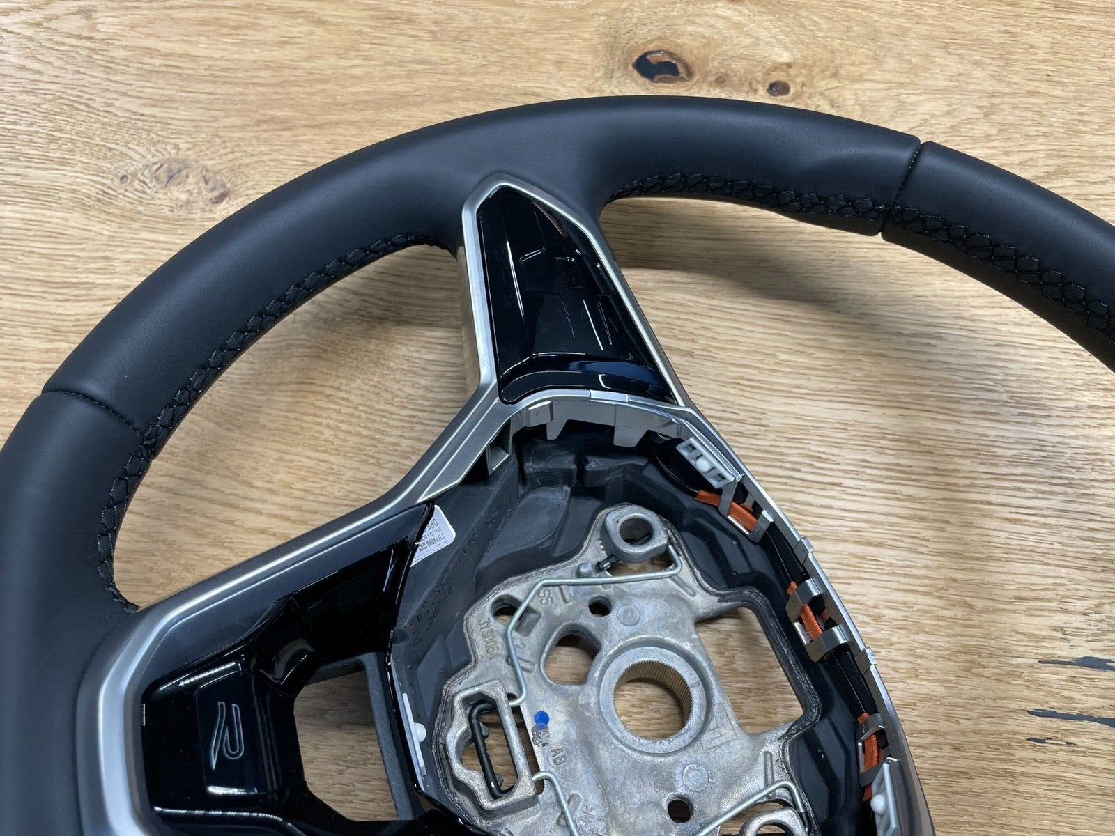 VW TOUAREG MULTIFUNKTIONS LEDER LENKRAD SPORT "R" 760419089Q FAST NEU TEST CAR - Obrázek 12