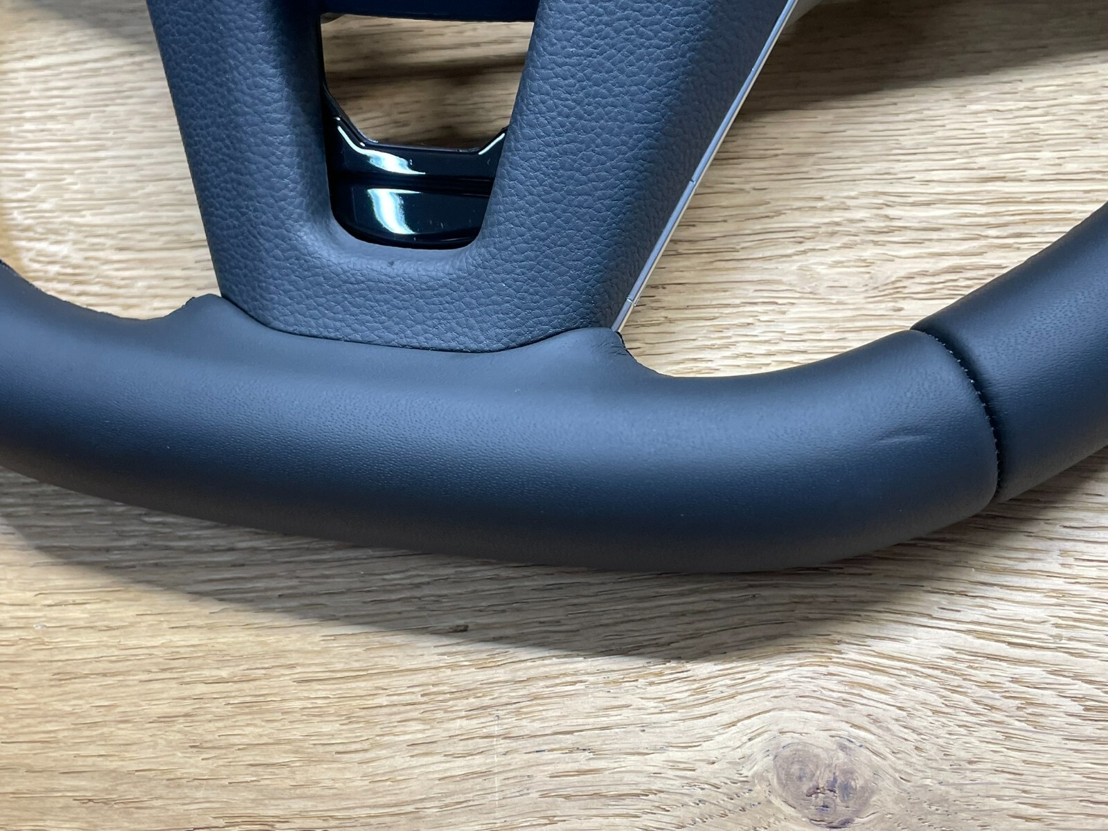 VW TOUAREG MULTIFUNKTIONS LEDER LENKRAD SPORT "R" 760419089Q FAST NEU TEST CAR - Obrázek 21