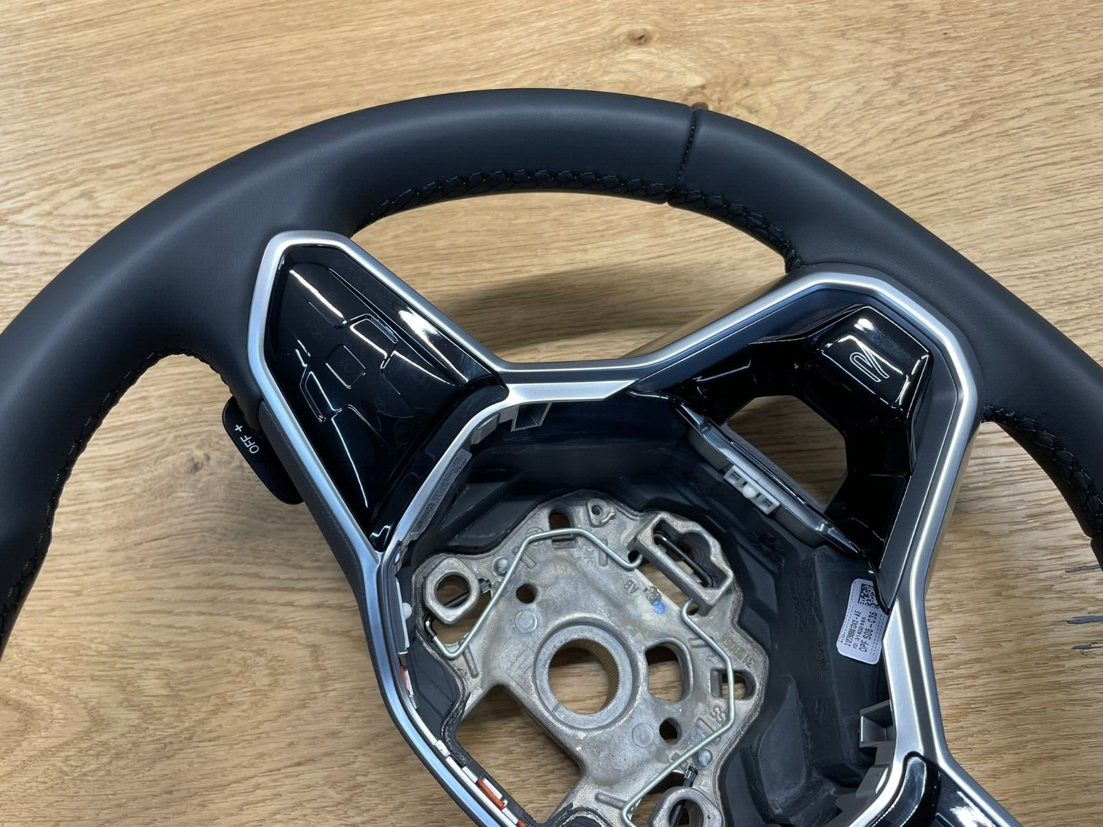 VW TOUAREG MULTIFUNKTIONS LEDER LENKRAD SPORT "R" 760419089Q FAST NEU TEST CAR - Obrázek 10