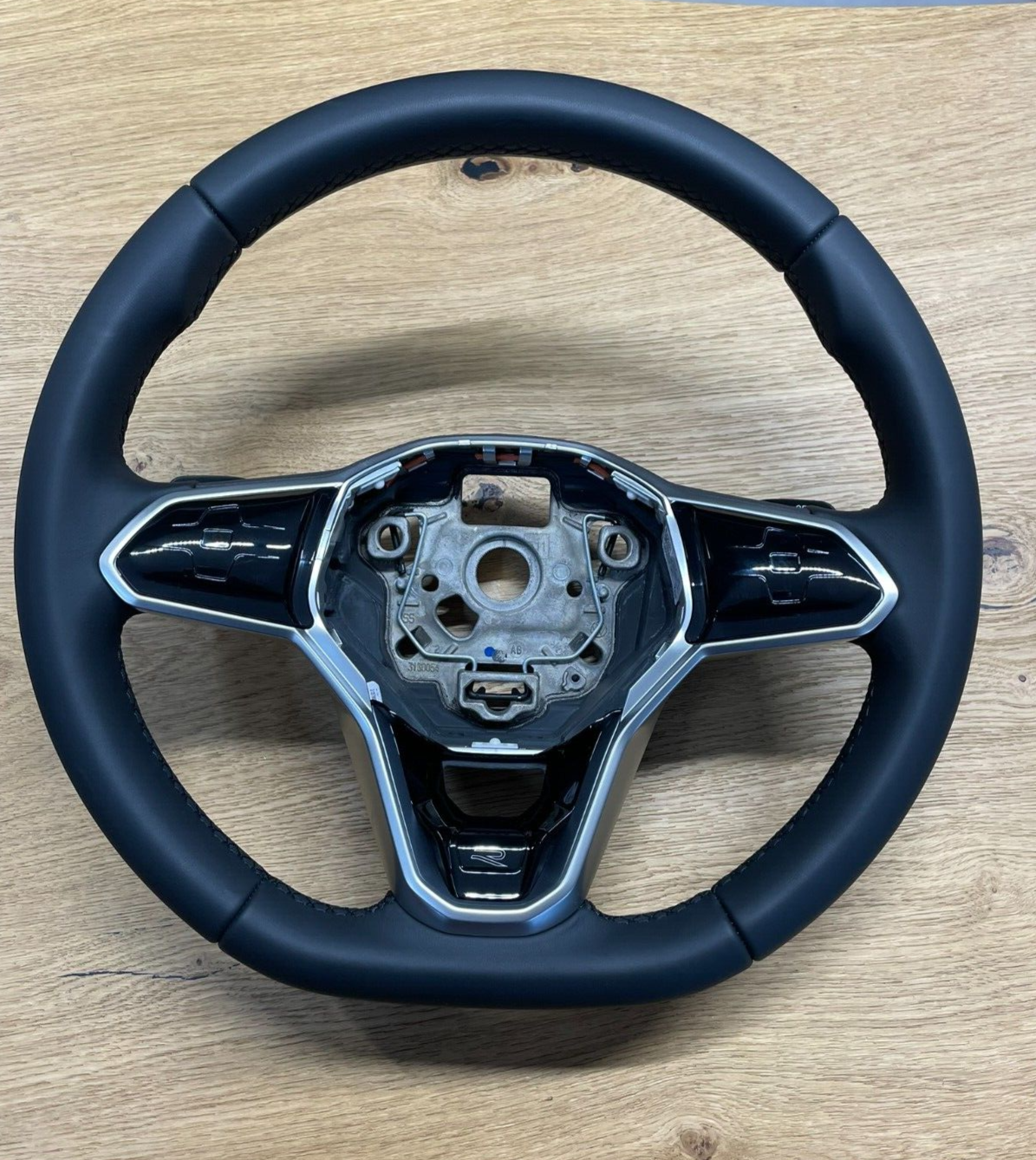 VW TOUAREG MULTIFUNKTIONS LEDER LENKRAD SPORT "R" 760419089Q FAST NEU TEST CAR