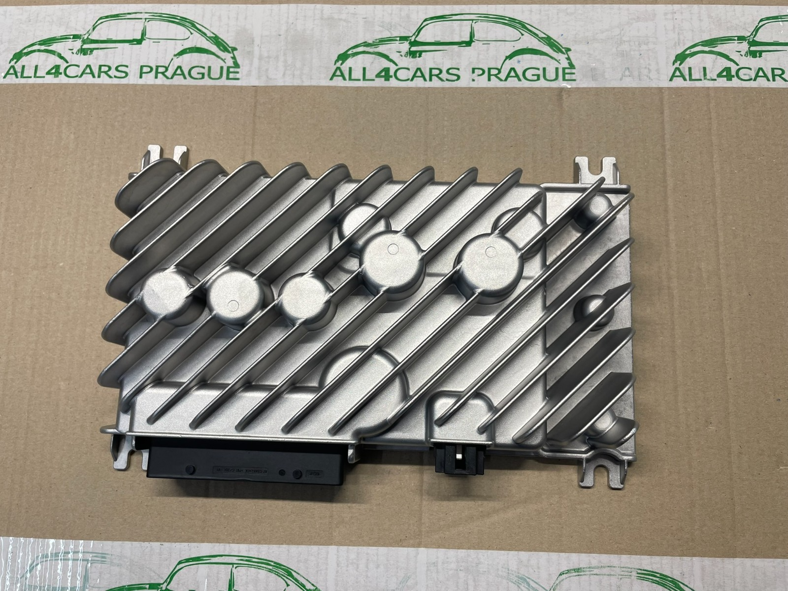 3G0035466J VW ŠKODA AUDIO VERSTÄRKER AUDIO AMPLIFIER 3G0035466J ORIG.NEU TEIL ! - Obrázek 3