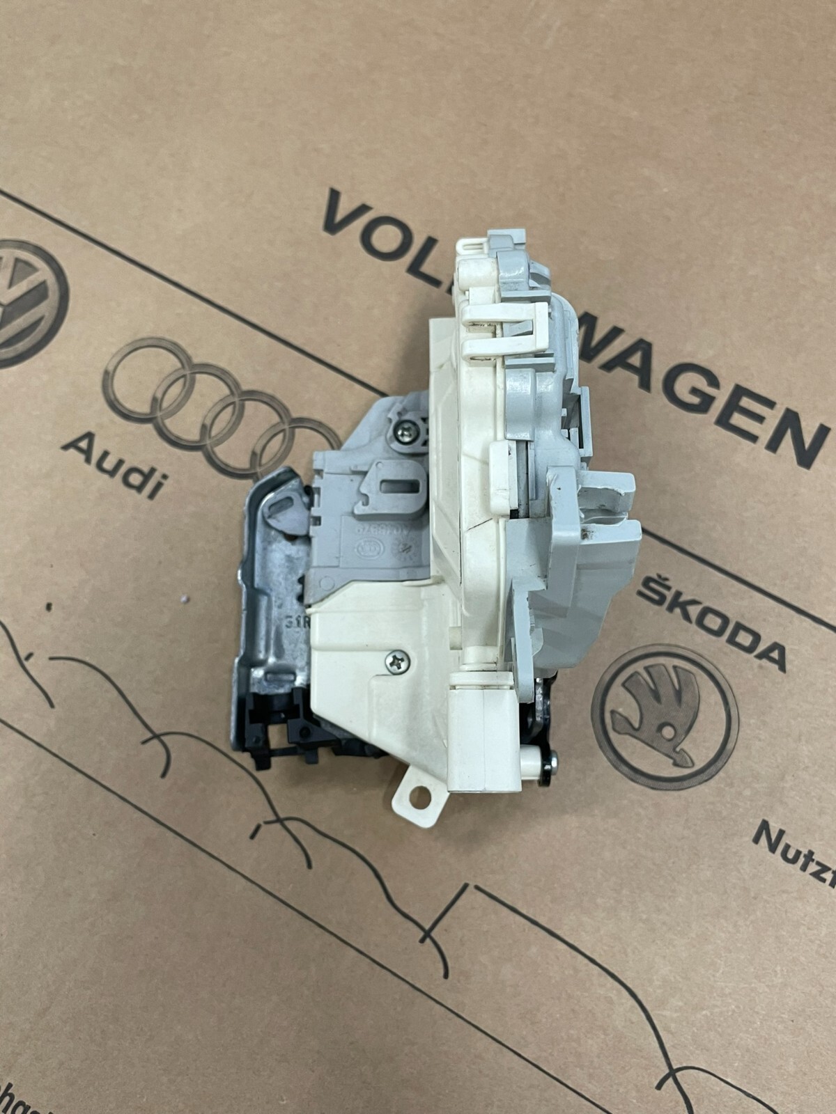 4G0839016E AUDI A6 A7 Q7.... VW TOUAREG TÜRSCHLOSS DOOR LOCK 4G0839016E Fast Neu - Obrázek 11