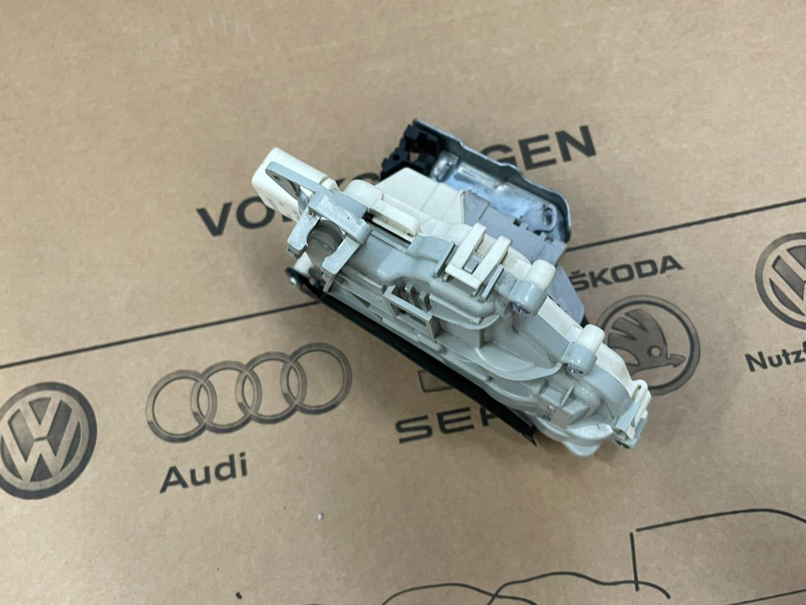 4G0839016E AUDI A6 A7 Q7.... VW TOUAREG TÜRSCHLOSS DOOR LOCK 4G0839016E Fast Neu - Obrázek 13