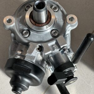 8511626 BMW F20 F21 F25 F30 HOCHDRUCKPUMPE 8511626 - 0445010768 FUEL PUMP OE.NEU