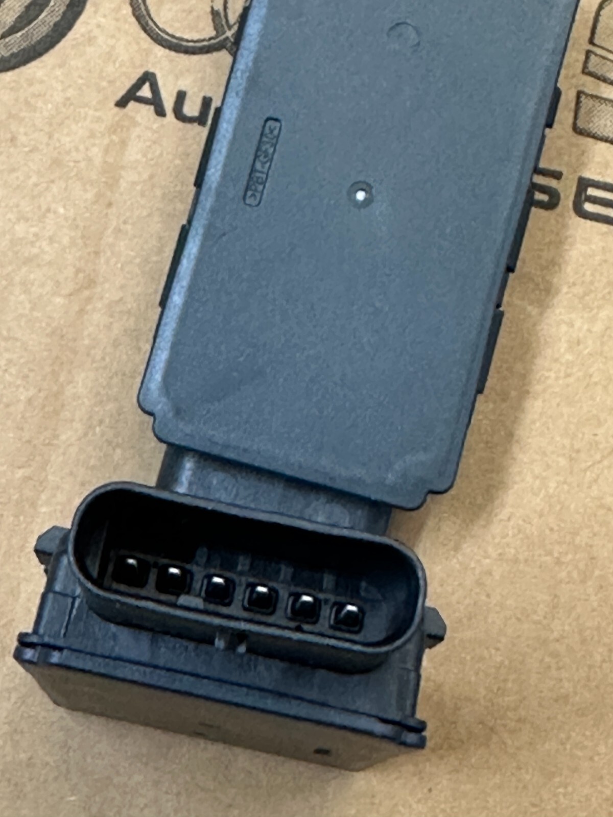 85H962133F AUDI VW SKODA SEAT ANTENNENVERSTÄRKER 85H962133F - Obrázek 14