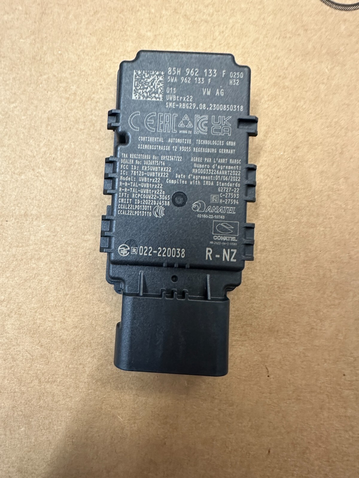 85H962133F AUDI VW SKODA SEAT ANTENNENVERSTÄRKER 85H962133F - Obrázek 16