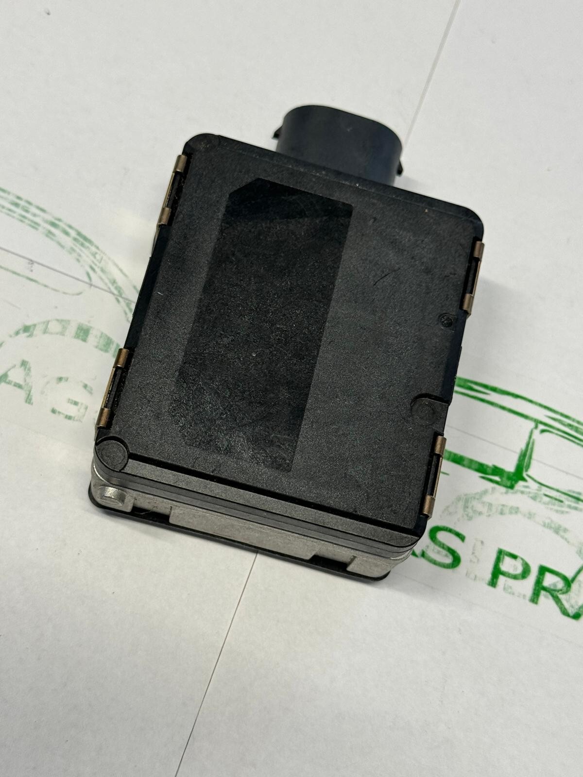 A0009057011 MERCEDES ACC RADARSENSOR DISTRONIC A0009057011 Fast Neu Teil d Test - Obrázek 7