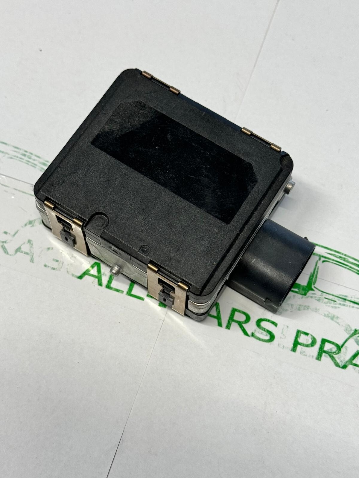 A0009057011 MERCEDES ACC RADARSENSOR DISTRONIC A0009057011 Fast Neu Teil d Test - Obrázek 9