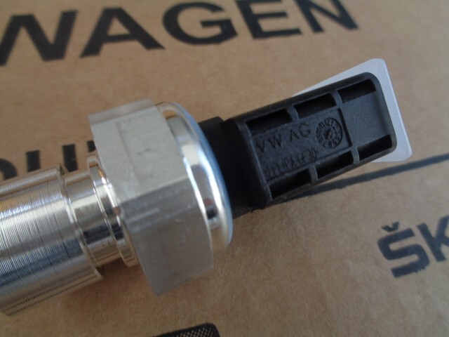 AUDI 5Q0959126B KLIMAANLAGE DRUCKSCHALTER ORIGINAL AUDI TEIL 5Q0 959 126 B NEU - Obrázek 13