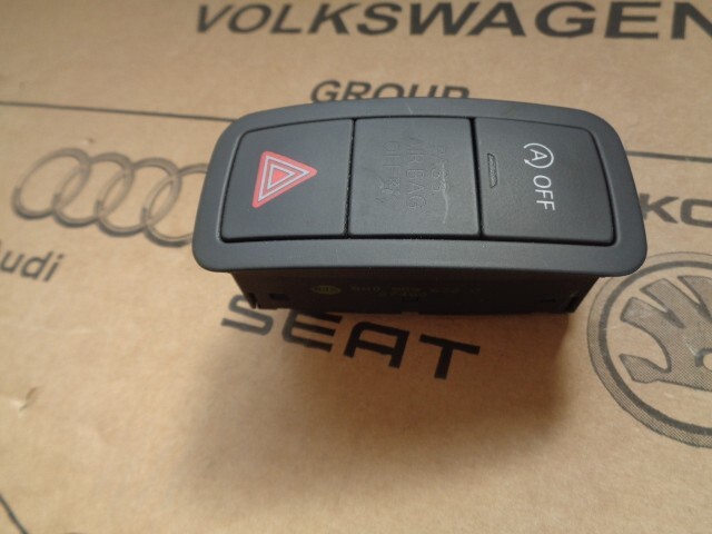 AUDI A1 MEHRFACHSCHALTER WARNBLINKER 8X0959672C Fast Neu Teil d v Test Wagen.... - Obrázek 10