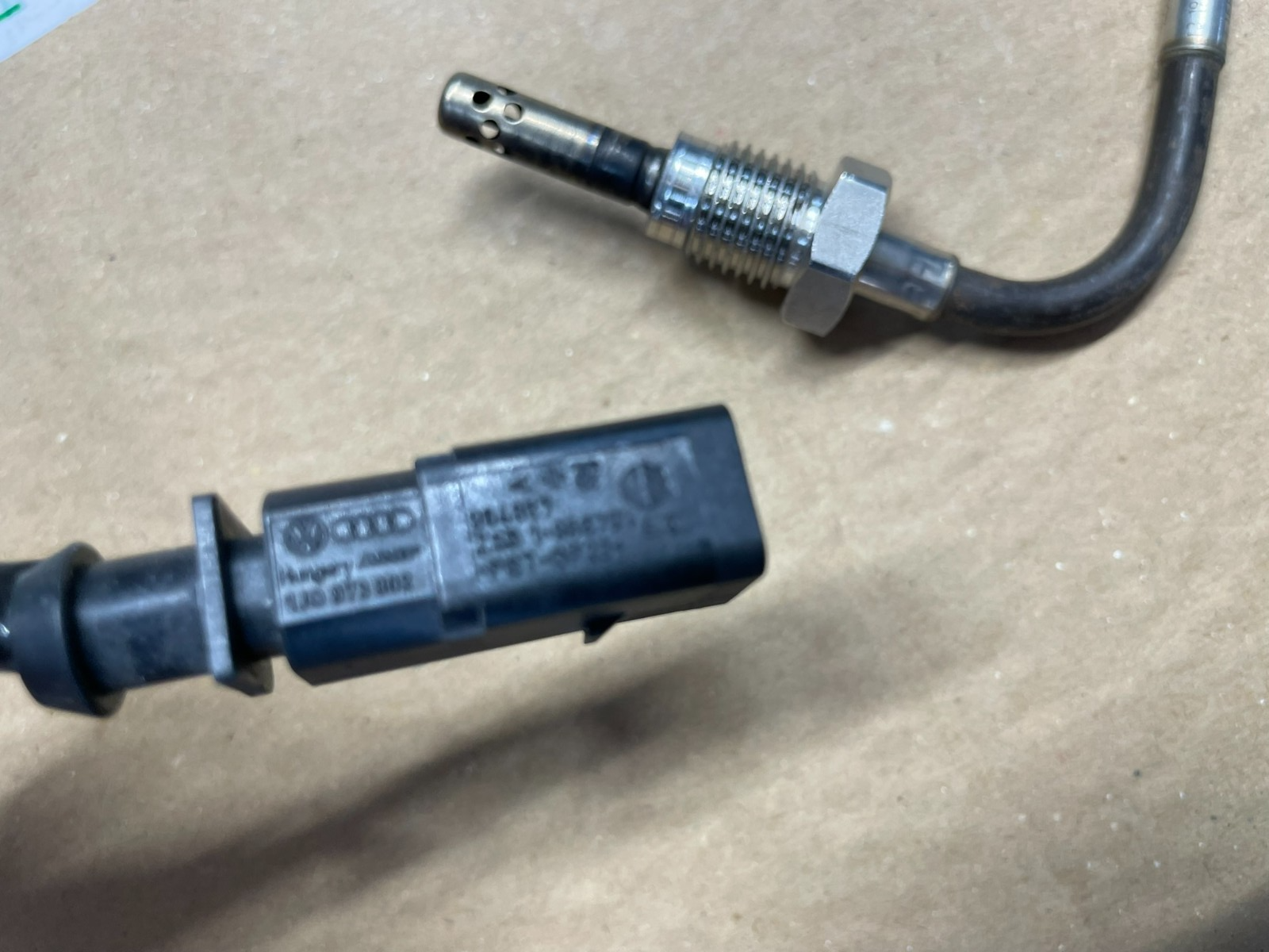 AUDI A4 A5 A6 Q5 2.0 TDI ABGASTEMPERATURGEBER 4G0906088J = 4G0906088AL TEST CAR - Obrázek 14