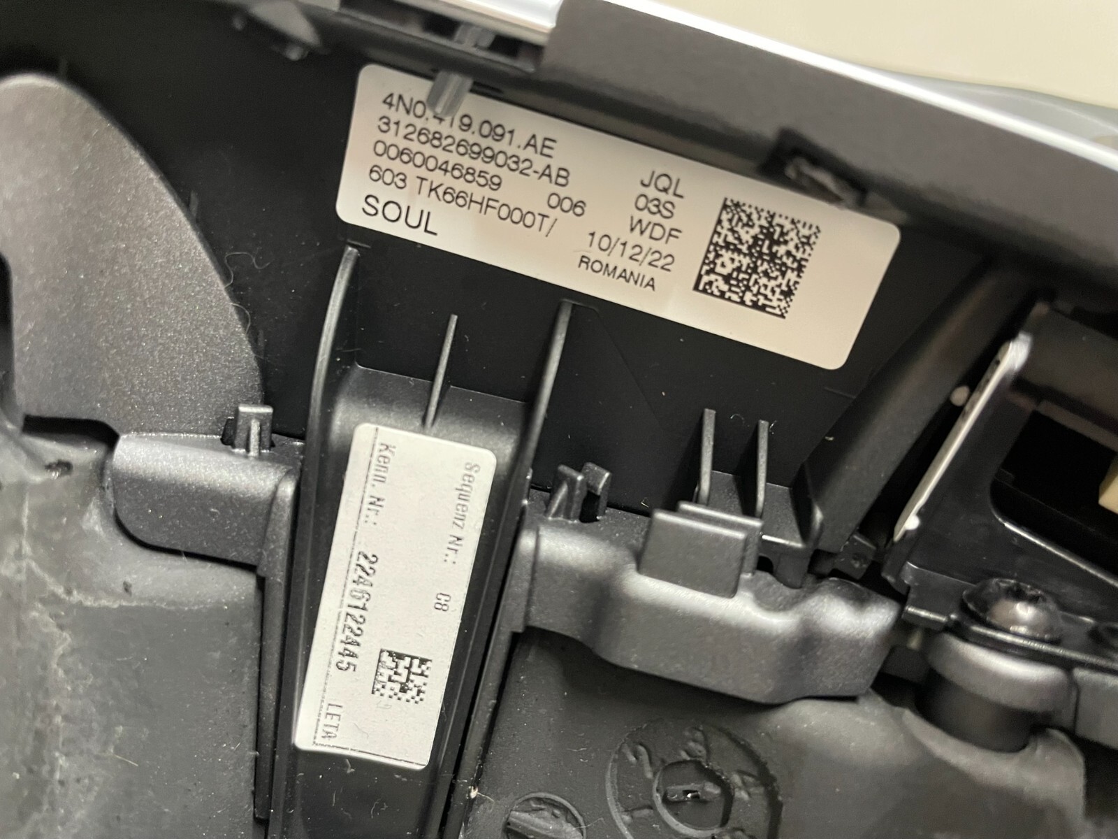 AUDI A6 A7 A8 AUDI MULTIFUNKTIONS LEDER LENKRAD SCHWARZ 4N0419091AE ORIG.NEU - Obrázek 3