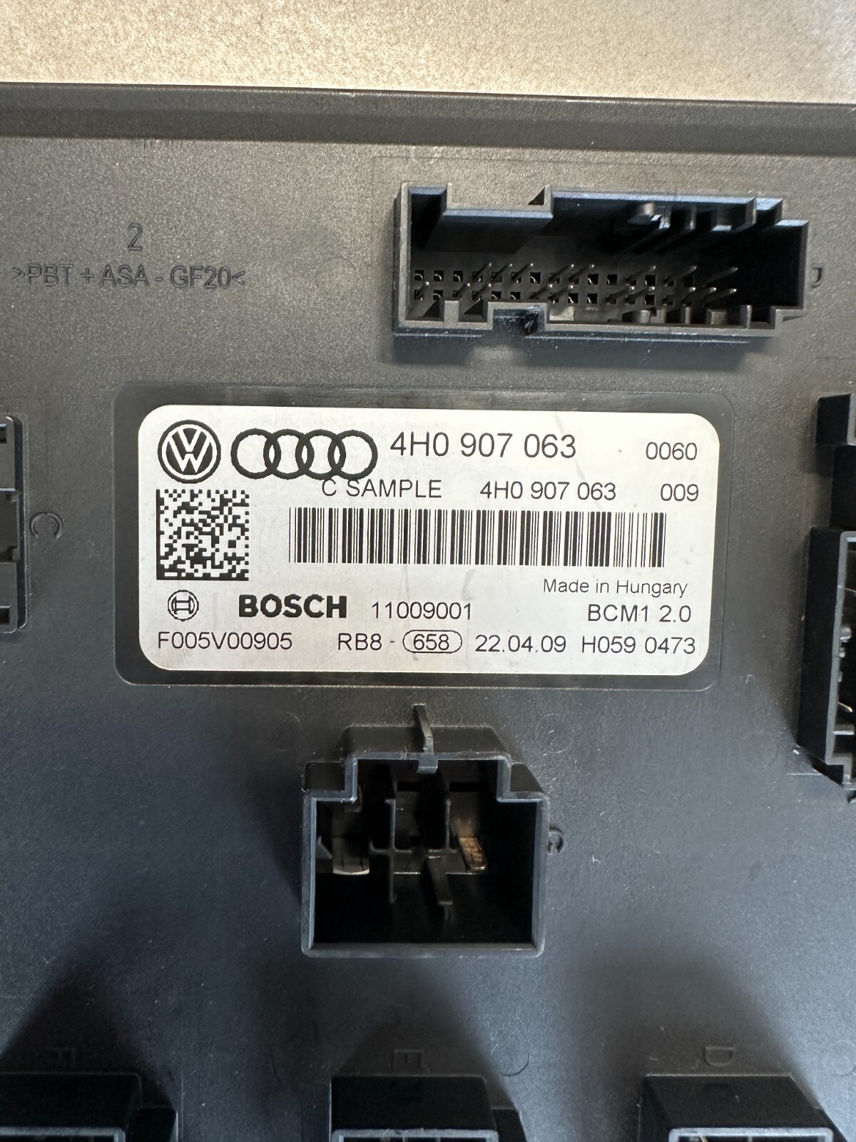 AUDI A6 A8 BORDNETZ-KOMFORTSTEUERGERÄT 4H0907063 Fast Neu Teil dem v Test Wagen - Obrázek 11