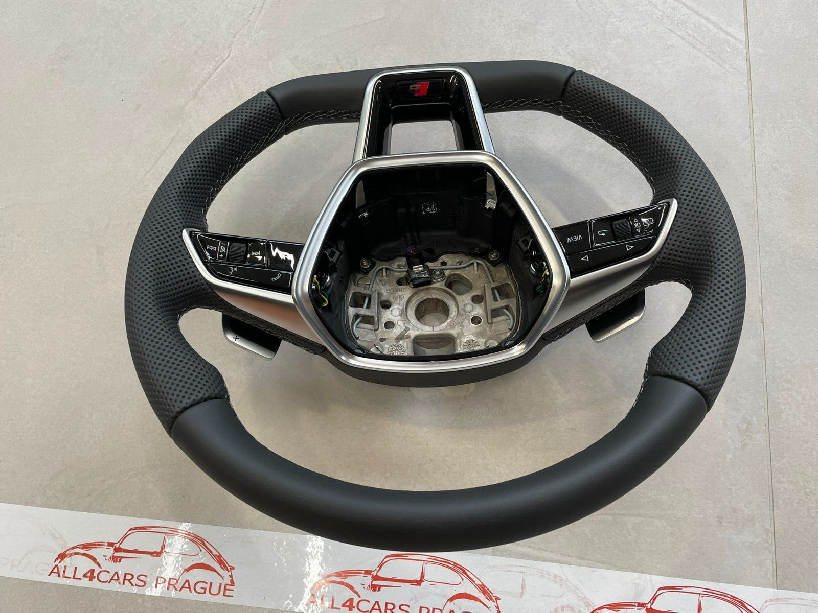 AUDI A6 S6 A7 S7 C8 4K AUDI S SPORT LEDER LENKRAD ABGEFLACHT GELOCHT FAST NEU ! - Obrázek 13