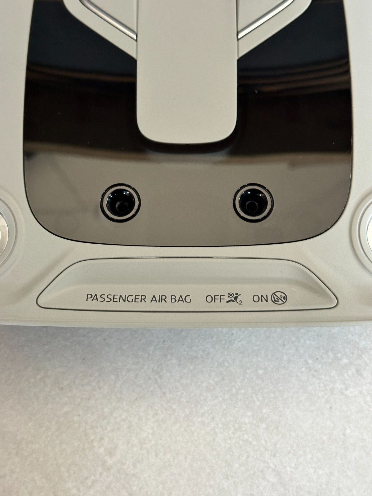 AUDI INNENRAUMLEUCHTUNG DACHLAMPE FRONTKOPFLEUCHTE 4K0947135AE - Obrázek 3