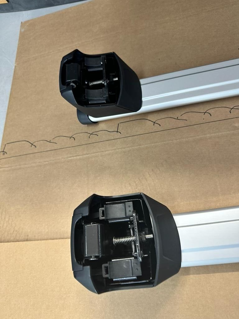 AUDI Q5 SATZ DACHTRÄGER MIT DACHSCHIENEN 80A860019 ORIGINAL NEU!!! - Obrázek 14