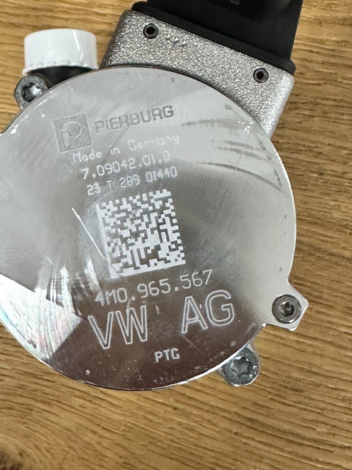 AUDI Q7, Q8 4M KÜHLMITTELPUMPE 4M0965567 ZUSATZ WASSERPUMPE ORIG.AUDI NEU TEIL!! - Obrázek 15