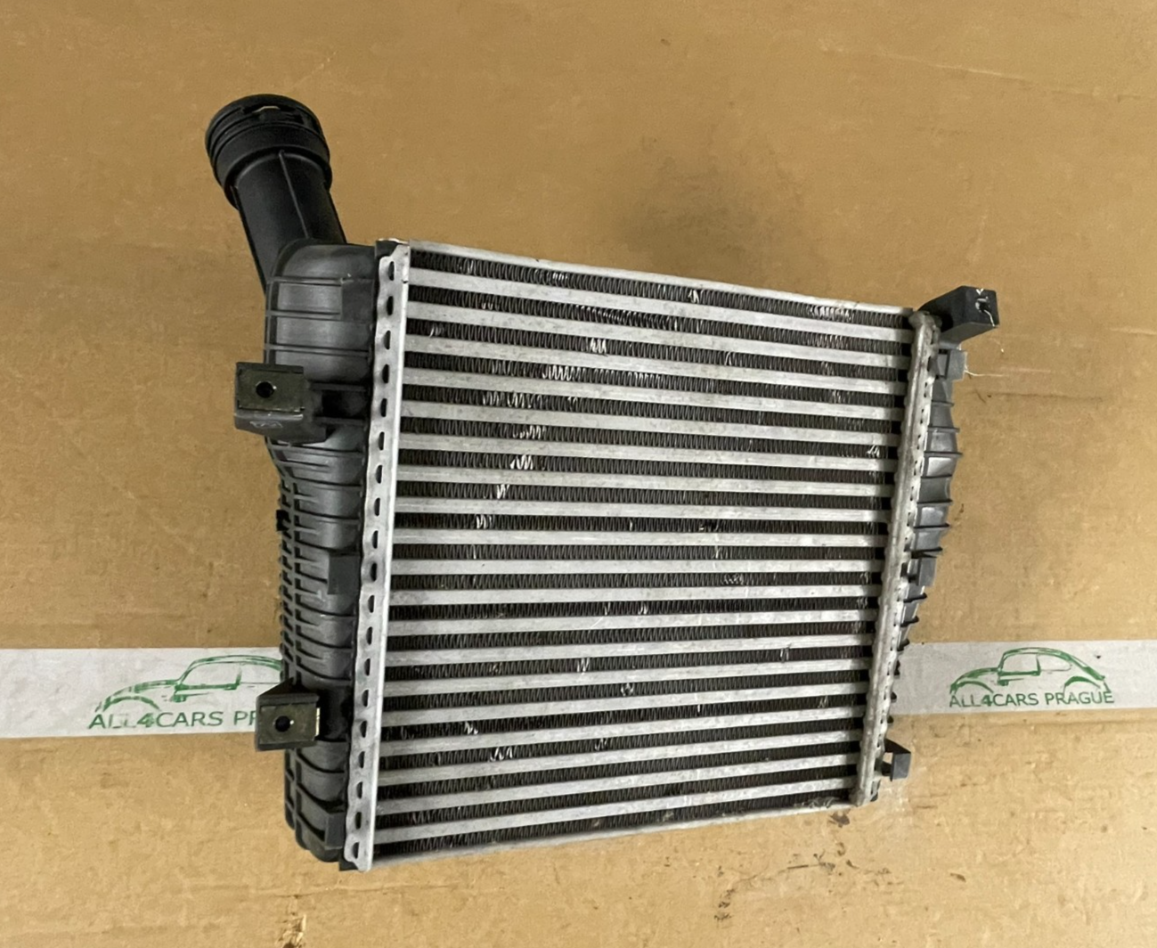 AUDI Q7 VW TOUAREG TURBOKÜHLER RECHTS 7L0145804 = 7L0145804A = 7P6145804A , F, C - Obrázek 21