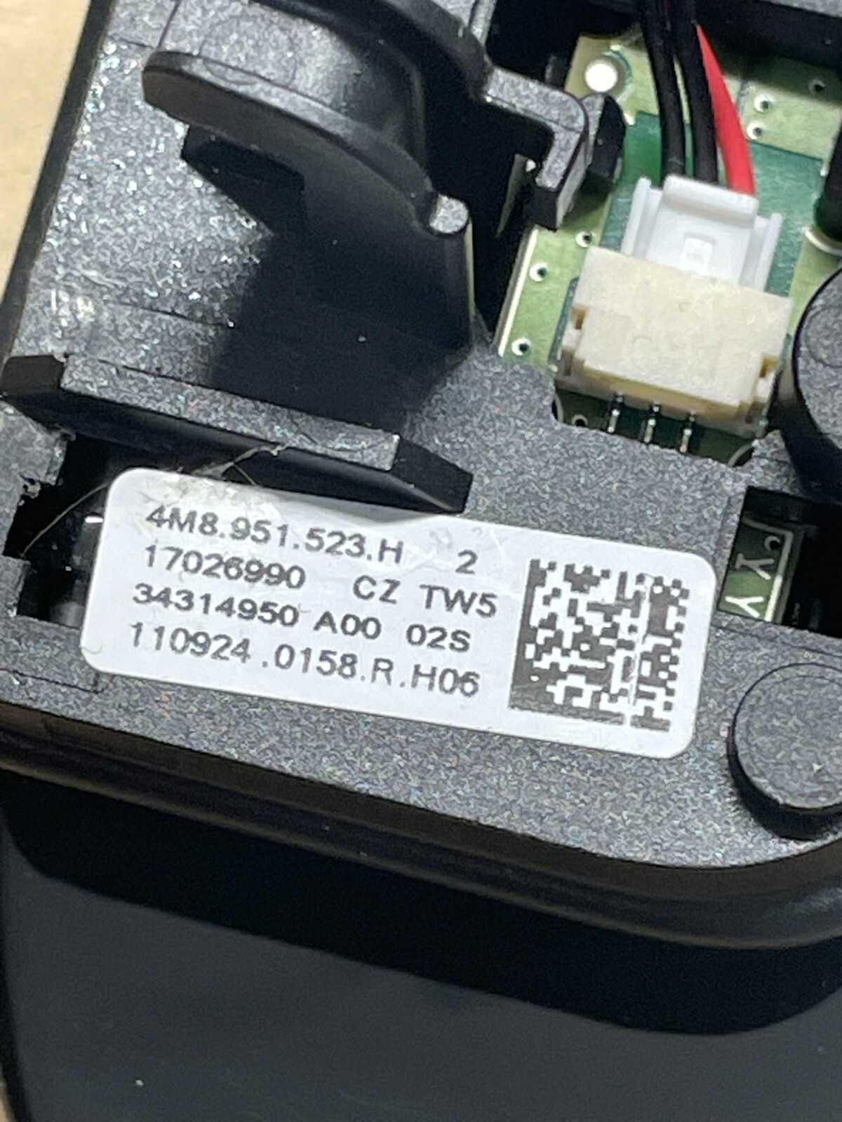 AUDI RS SCHALTWIPPEN GROSSEN RS PADELS Q3 Q5 Q7 Q8 SQ7 SQ8...4M8951523H ORIG NEU - Obrázek 14